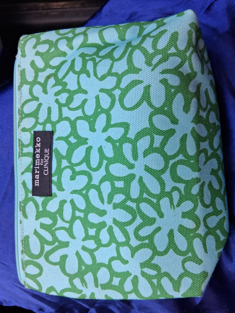 Marimekko x Clinique Floral Cosmetic Pouch - Aqua & Green